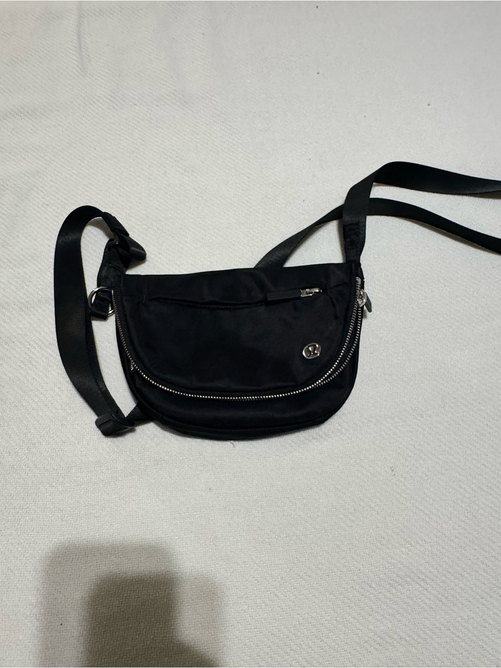 Lululemon All Nighter Micro crossbody